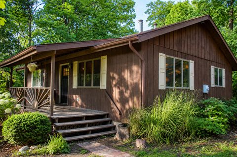 Photo of 464 Carlock Road, Carlock, IL 61725 (MLS # 12676318)