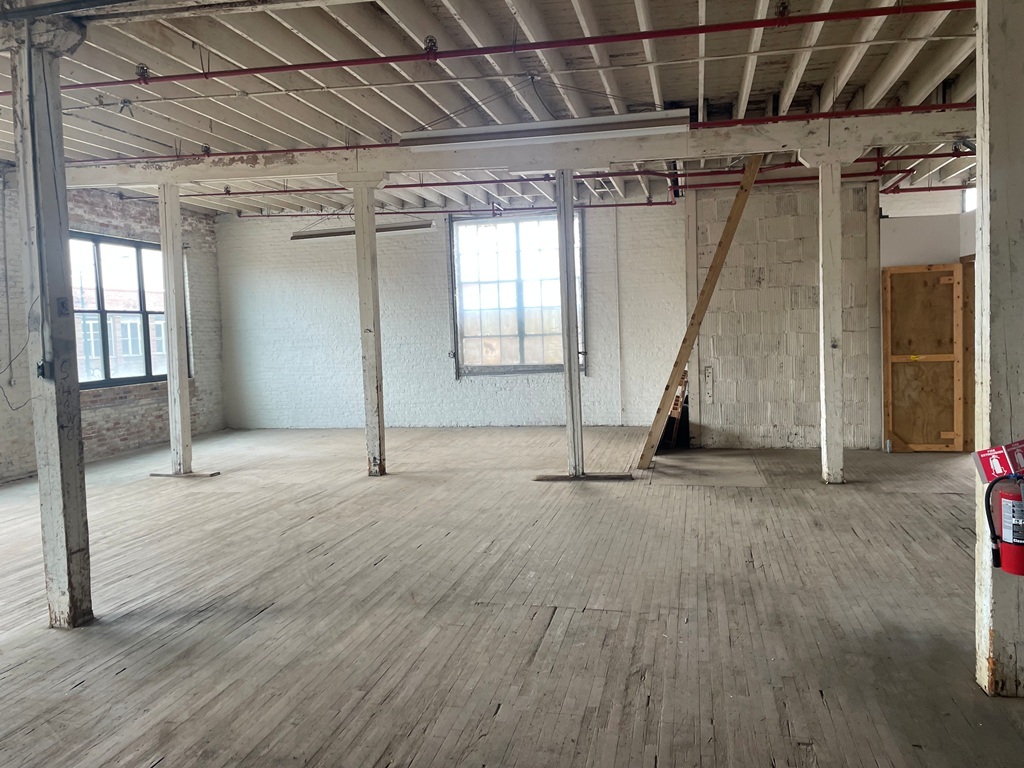 1622-24 W Carroll Avenue