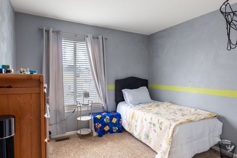 Tiny photo for 2418 Montclair Lane, Montgomery, IL 60538 (MLS # 12597082)