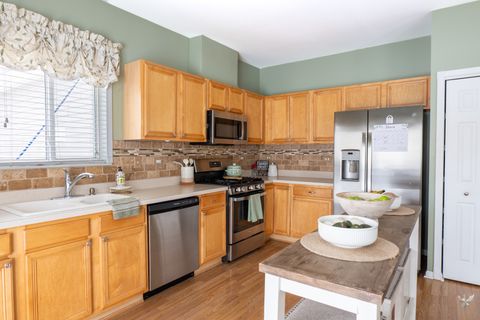 Tiny photo for 2418 Montclair Lane, Montgomery, IL 60538 (MLS # 12597082)