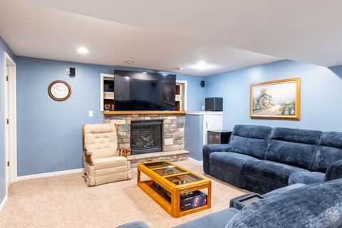 Tiny photo for 2418 Montclair Lane, Montgomery, IL 60538 (MLS # 12597082)