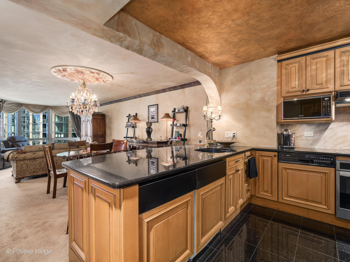 195 N Harbor Drive 3208