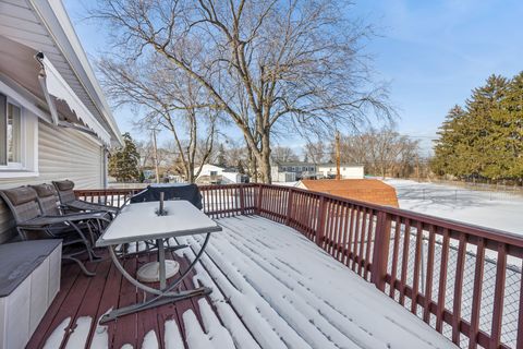 Tiny photo for 7704 Knotty Pine Court, Woodridge, IL 60517 (MLS # 12565518)