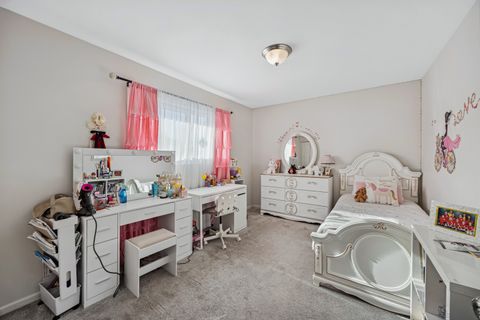 Tiny photo for 7704 Knotty Pine Court, Woodridge, IL 60517 (MLS # 12565518)