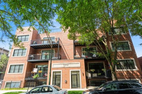 5202 N Oakley Avenue 3N Chicago IL 60625