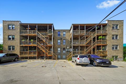 Tiny photo for 1627 W Columbia Avenue #GW, Chicago, IL 60626 (MLS # 12428134)