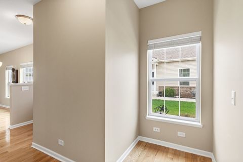 Tiny photo for 928 Yorktown Street, McHenry, IL 60050 (MLS # 12621687)