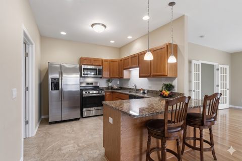 Tiny photo for 928 Yorktown Street, McHenry, IL 60050 (MLS # 12621687)