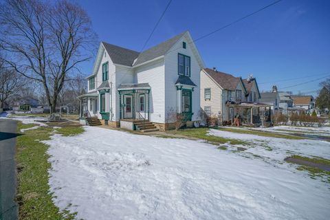 Photo of 815 Pearl Street, Belvidere, IL 61008 (MLS # 12594712)