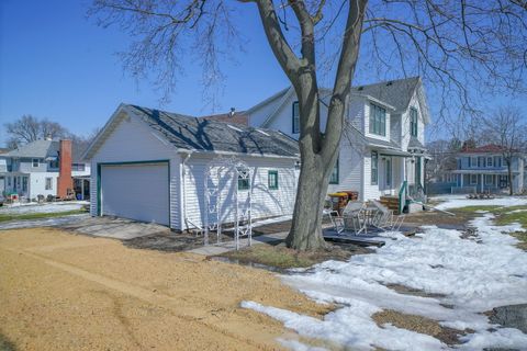 Tiny photo for 815 Pearl Street, Belvidere, IL 61008 (MLS # 12594712)