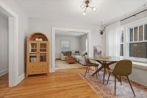 Tiny photo for 611 Vale Street, Bloomington, IL 61701 (MLS # 12569265)