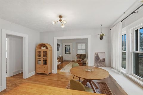 Tiny photo for 611 Vale Street, Bloomington, IL 61701 (MLS # 12569265)