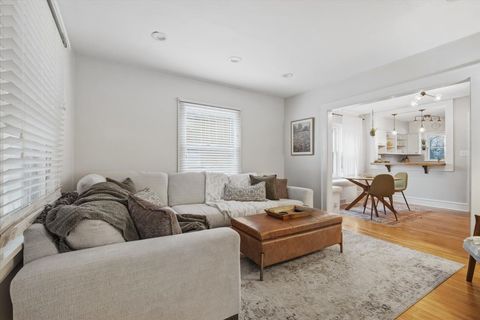 Tiny photo for 611 Vale Street, Bloomington, IL 61701 (MLS # 12569265)