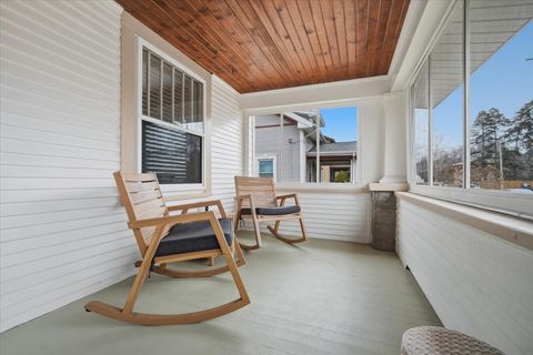 Tiny photo for 611 Vale Street, Bloomington, IL 61701 (MLS # 12569265)