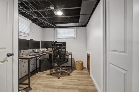 Tiny photo for 611 Vale Street, Bloomington, IL 61701 (MLS # 12569265)