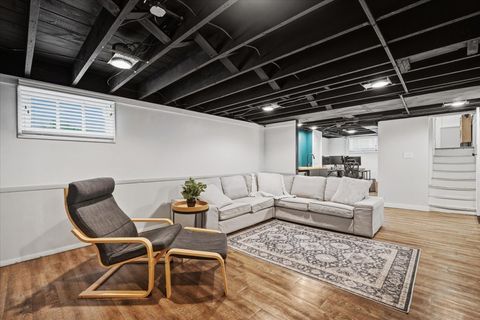 Tiny photo for 611 Vale Street, Bloomington, IL 61701 (MLS # 12569265)