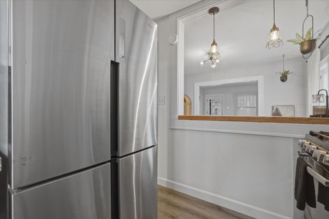 Tiny photo for 611 Vale Street, Bloomington, IL 61701 (MLS # 12569265)