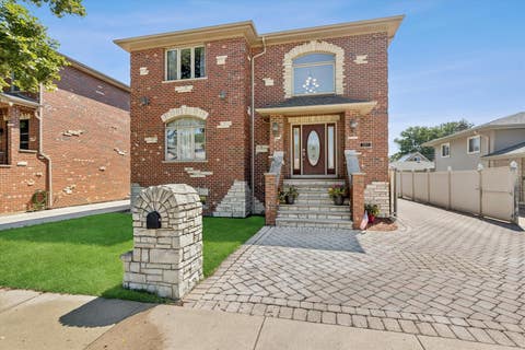 Photo of 5611 S Nashville Avenue, Chicago, IL 60638 (MLS # 12709063)