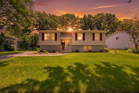 Tiny photo for 2713 Ravinia Lane, Woodridge, IL 60517 (MLS # 12486111)