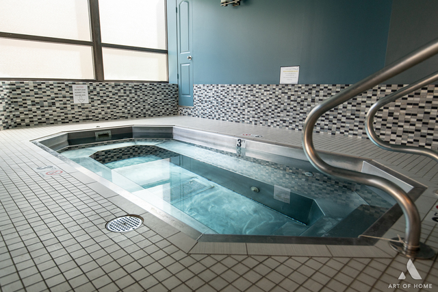 400 E Ohio Street 2302