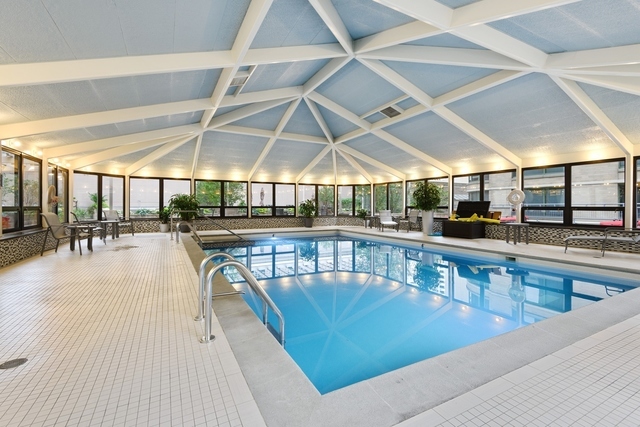 400 E Ohio Street 2302