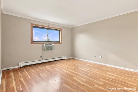 Tiny photo for 8970 N Parkside Avenue #406, Des Plaines, IL 60016 (MLS # 12759089)