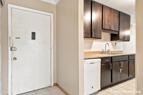 Tiny photo for 8970 N Parkside Avenue #406, Des Plaines, IL 60016 (MLS # 12759089)