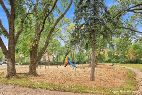 Tiny photo for 8970 N Parkside Avenue #406, Des Plaines, IL 60016 (MLS # 12759089)