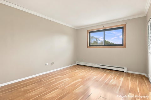 Tiny photo for 8970 N Parkside Avenue #406, Des Plaines, IL 60016 (MLS # 12759089)