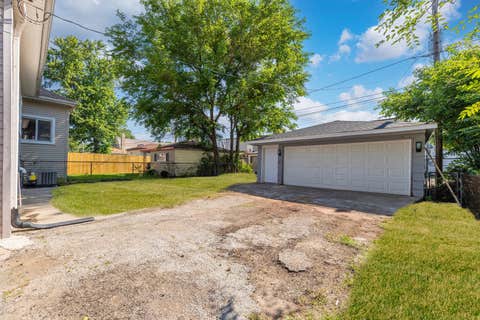 Tiny photo for 8025 S Euclid Avenue, Chicago, IL 60617 (MLS # 12738088)