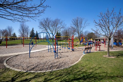 Tiny photo for 937 Fountain View Drive #0, Deerfield, IL 60015 (MLS # 12603270)