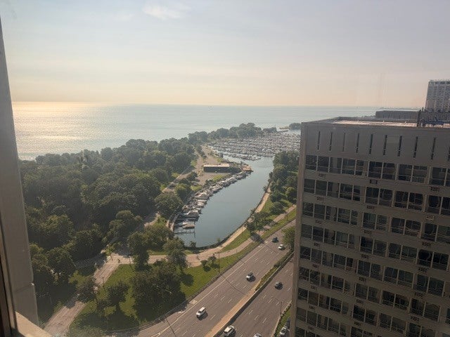 3600 N Lake Shore Drive 2803