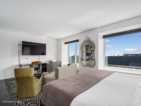 Tiny photo for 161 E Chicago Avenue #31B, Chicago, IL 60611 (MLS # 12504533)