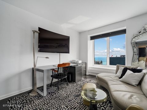 Tiny photo for 161 E Chicago Avenue #31B, Chicago, IL 60611 (MLS # 12504533)