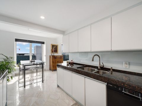 Tiny photo for 161 E Chicago Avenue #31B, Chicago, IL 60611 (MLS # 12504533)