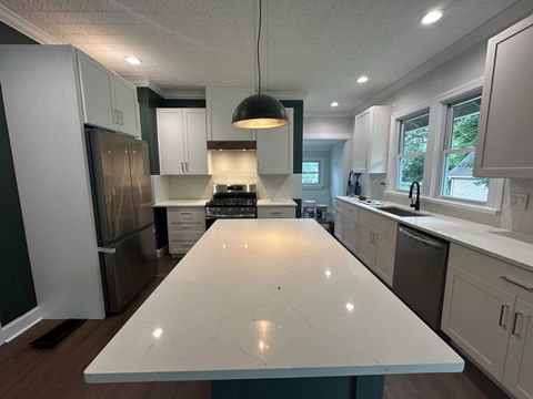 Tiny photo for 1034 N 5th Avenue, St. Charles, IL 60174 (MLS # 12420540)