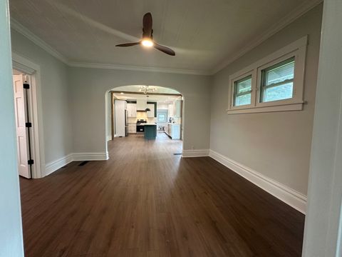 Tiny photo for 1034 N 5th Avenue, St. Charles, IL 60174 (MLS # 12420540)