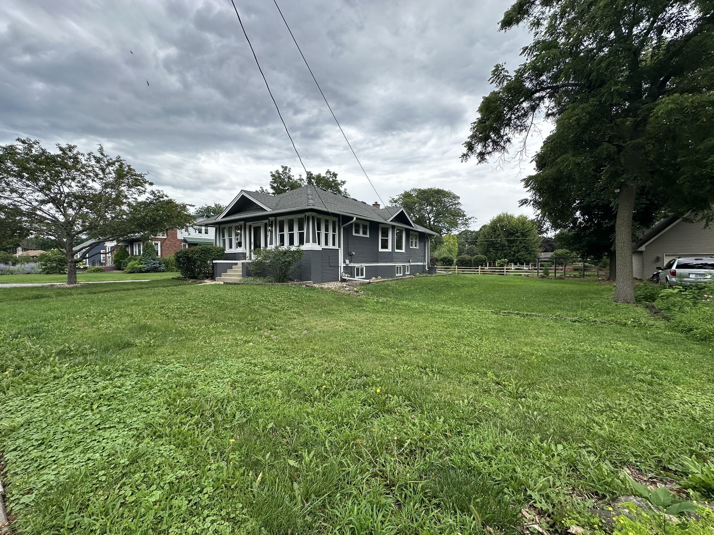 1034 N 5th Avenue