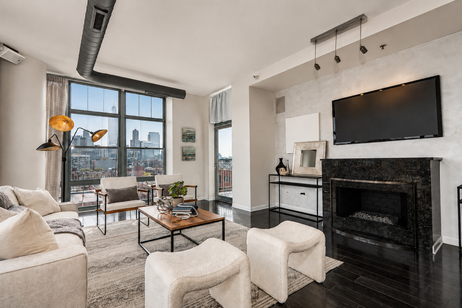 1200 W Monroe Street 901