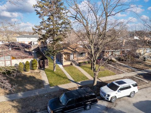 Tiny photo for 15305 Oak Street, Dolton, IL 60419 (MLS # 12577632)