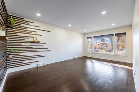 Tiny photo for 15305 Oak Street, Dolton, IL 60419 (MLS # 12577632)