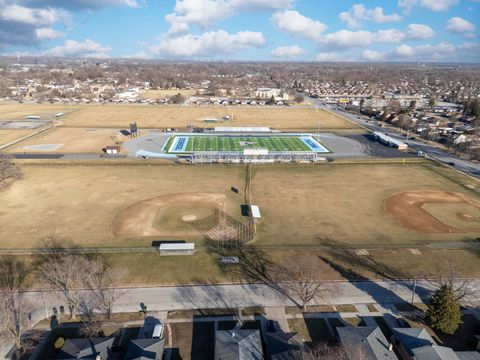 Tiny photo for 15305 Oak Street, Dolton, IL 60419 (MLS # 12577632)