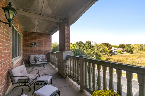 Tiny photo for 950 Augusta Way #204, Highland Park, IL 60035 (MLS # 12473492)