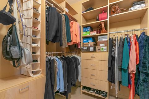 Tiny photo for 950 Augusta Way #204, Highland Park, IL 60035 (MLS # 12473492)