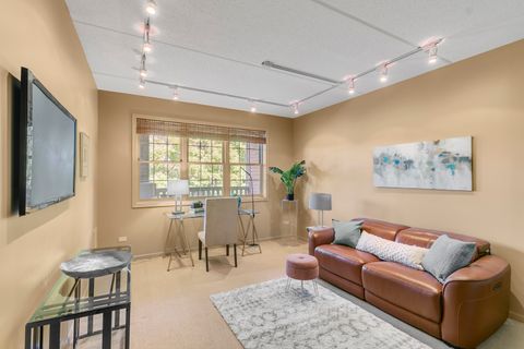 Tiny photo for 950 Augusta Way #204, Highland Park, IL 60035 (MLS # 12473492)