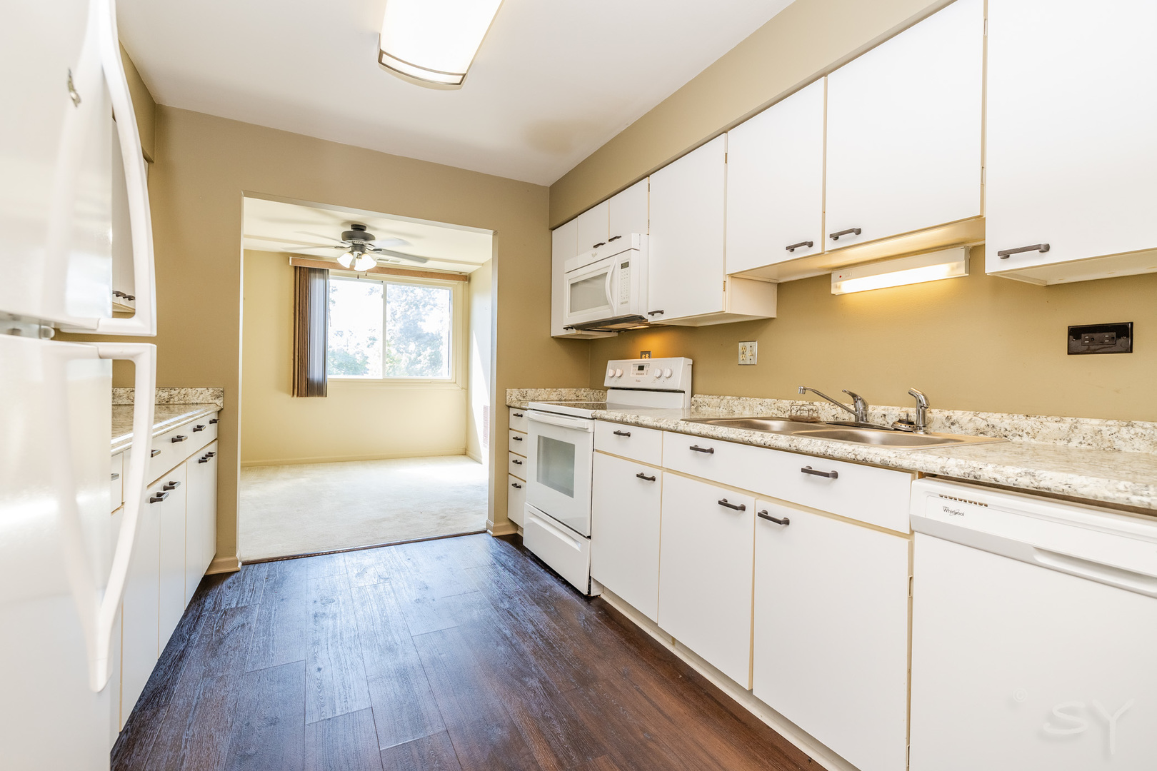 450 Raintree Drive 2F