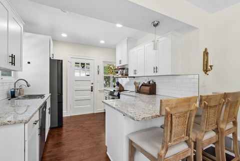 Tiny photo for 1492 S Jefferson Street, Lockport, IL 60441 (MLS # 12649159)