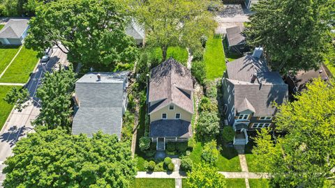 A home in Libertyville