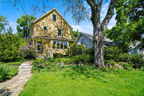 A home in Libertyville