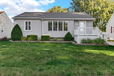 Photo of 3626 Monroe Street, Lansing, IL 60438 (MLS # 12468159) Photo of 3626 Monroe Street, Lansing, IL 60438 (MLS # 12468159)